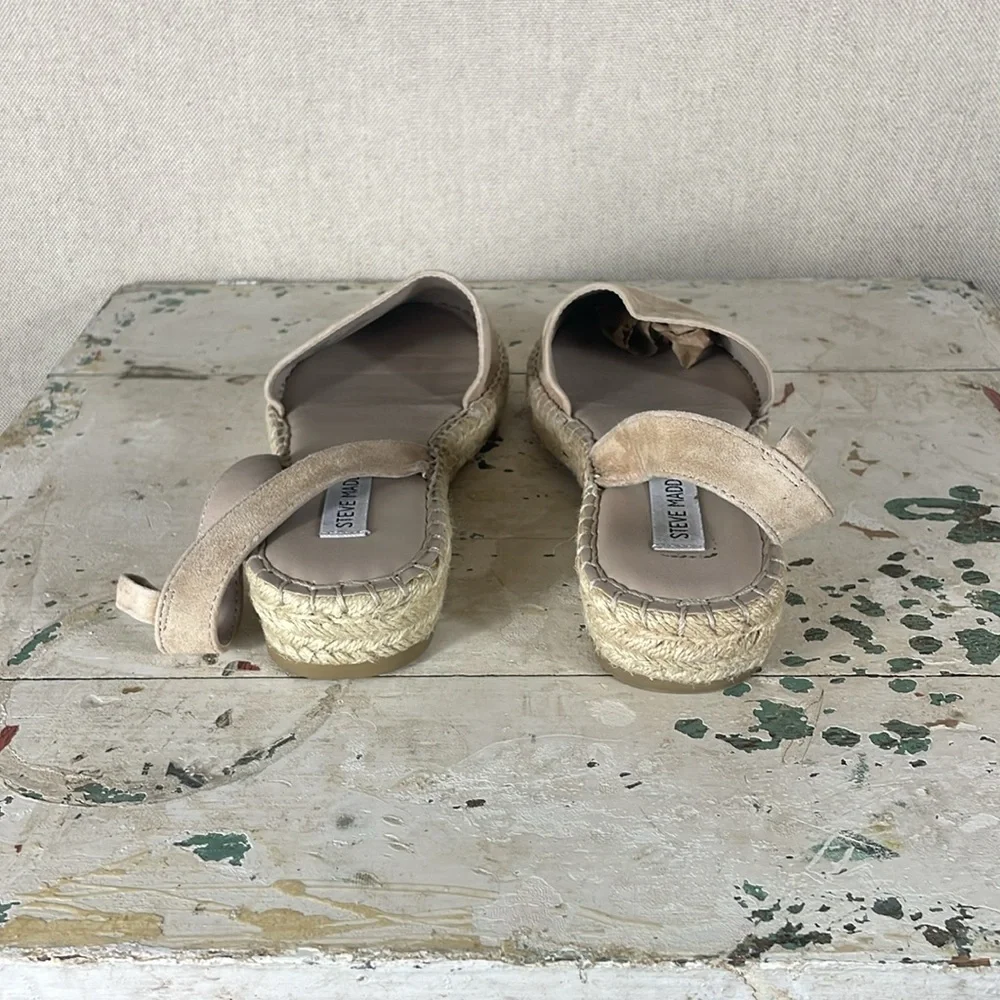 Steve Madden > Beige Sling Back Espadrille Sandals 9.5